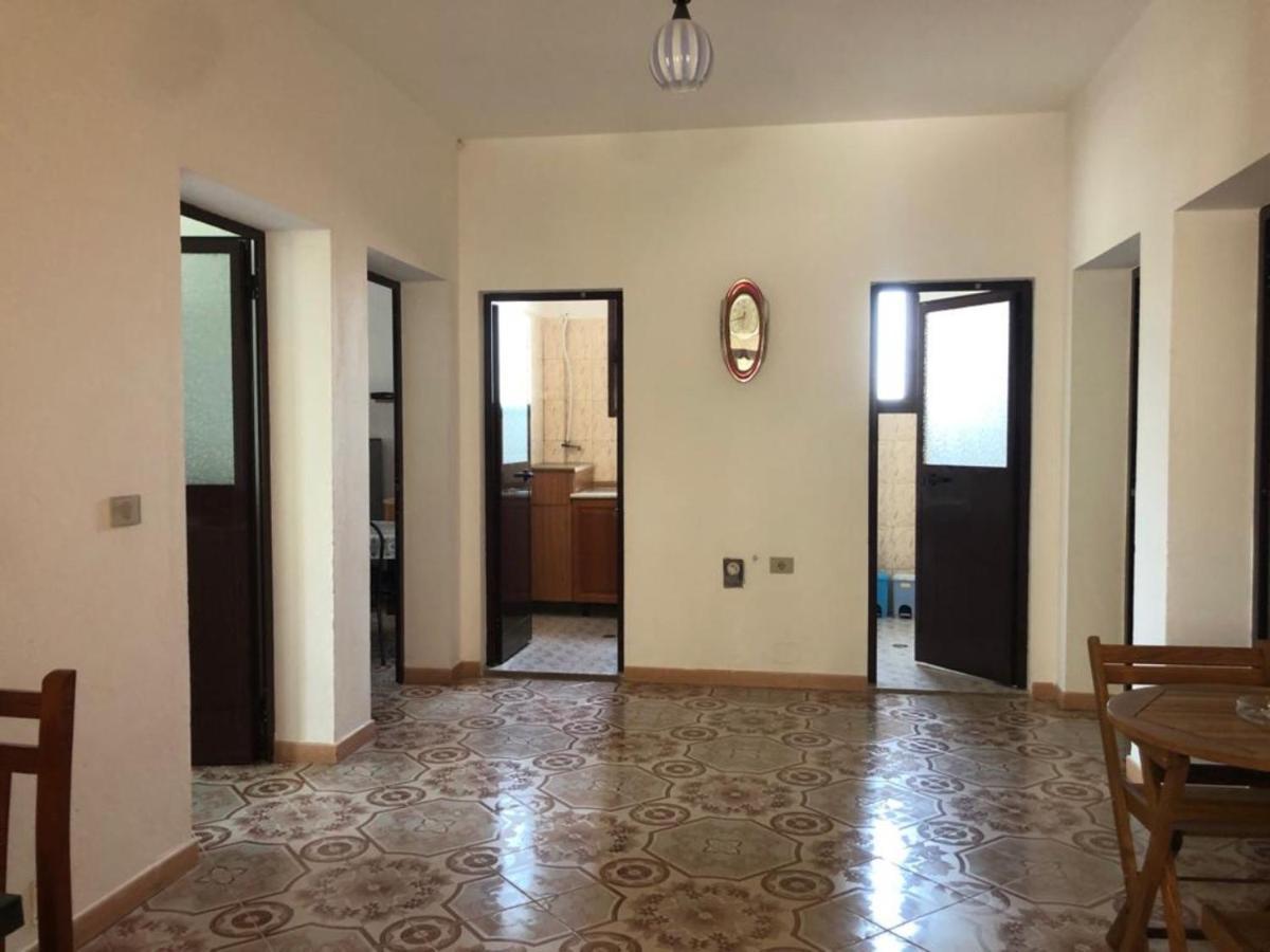 فلورا Vila Osmenaj Rent Room Or Apartment المظهر الخارجي الصورة