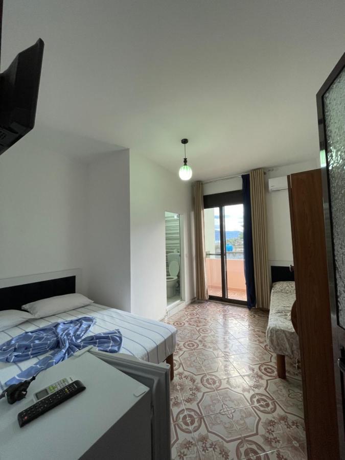 فلورا Vila Osmenaj Rent Room Or Apartment المظهر الخارجي الصورة