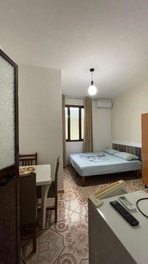 فلورا Vila Osmenaj Rent Room Or Apartment المظهر الخارجي الصورة