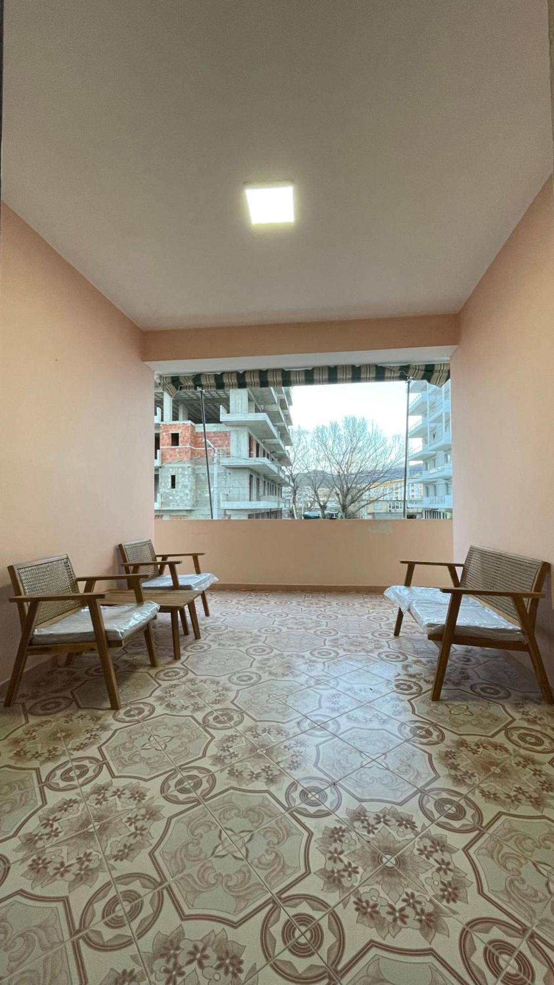فلورا Vila Osmenaj Rent Room Or Apartment المظهر الخارجي الصورة