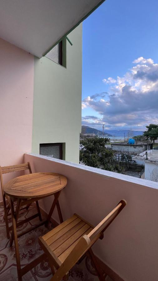 فلورا Vila Osmenaj Rent Room Or Apartment المظهر الخارجي الصورة