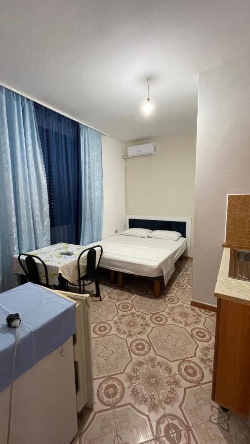 فلورا Vila Osmenaj Rent Room Or Apartment المظهر الخارجي الصورة